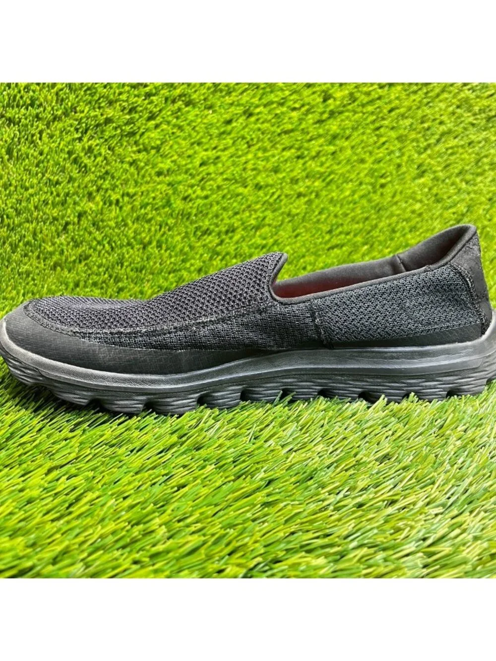 Skechers Go Walk 2 Mens Size 9 Black Casual Outdoor Walking Slip On Shoes